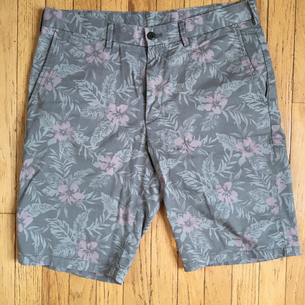 UNIQLO Chino Shorts (gray, olive & pink print)